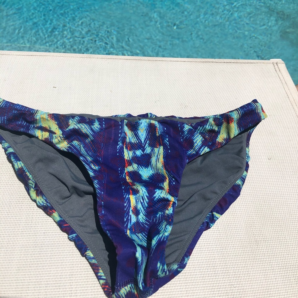 Jolyn swim bottom- Moonlight style